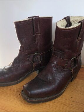 Frye Harness 8R Shearling Boots